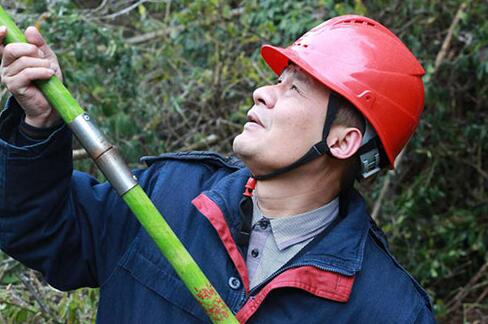 他的生命在巡視線路上定格——記湖南邵陽綏寧縣供電公司安全總監、安監部主任袁國平