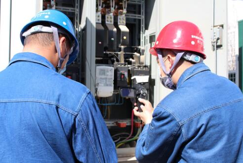 國網嘉峪關供電:保電我在崗 節日不打烊