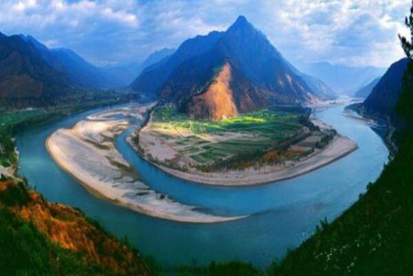 雅魯藏布江建2座電站，印度就喊“大壩威脅論”，中國本要建17座