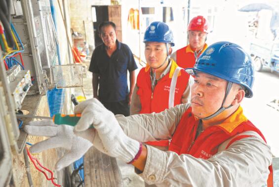 國網安徽電力:抗洪保電 安全為先