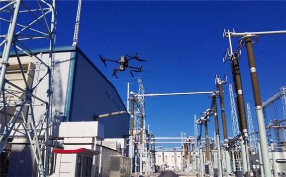 我國實現800千伏電網特高壓換流站無人機全自動巡檢