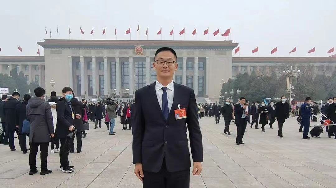 丁明：以數字化、智能化提升綠色化、低碳化