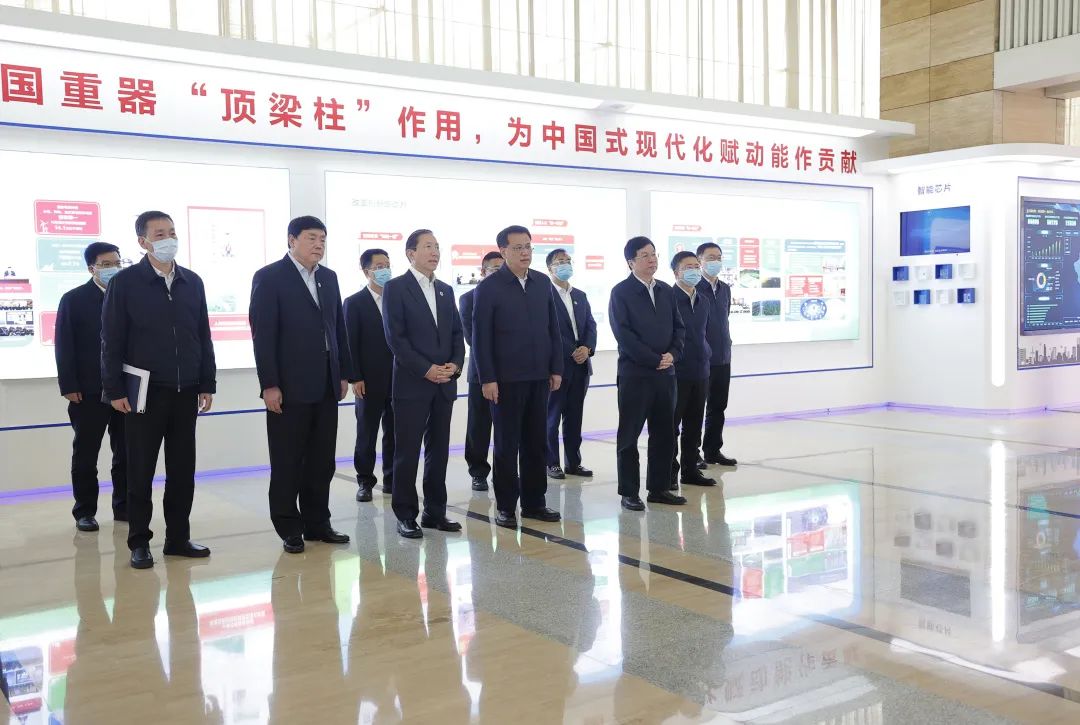 重慶市委書記袁家軍、市長(zhǎng)胡衡華與國家電網(wǎng)董事長(zhǎng)辛保安、總經(jīng)理張智剛會(huì)談
