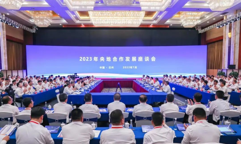 江毅拜會(huì)甘肅省委副書(shū)記、省長(zhǎng)任振鶴 出席蘭洽會(huì)并作交流發(fā)言