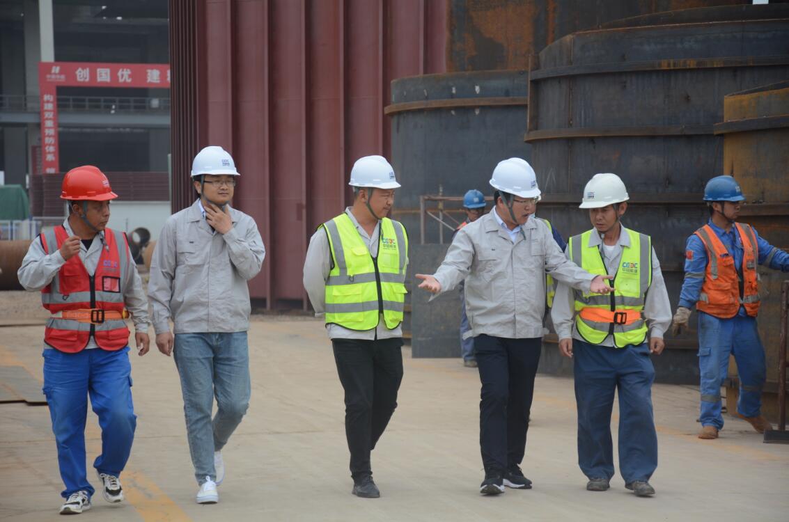 中國能建建筑集團黨委副書記、總經理羅耕能到正寧百萬項目調研指導工作
