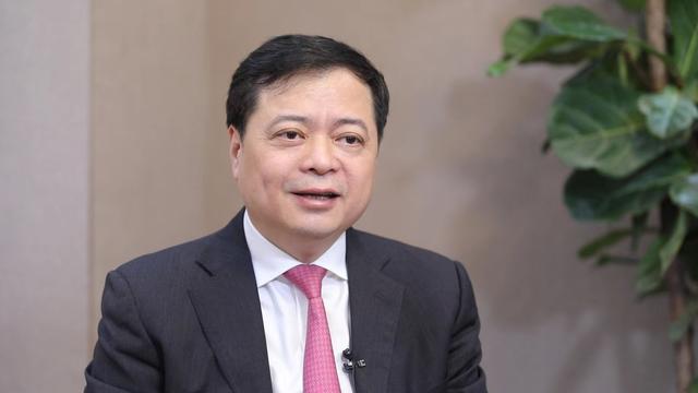 【兩會(huì)好聲音】全國(guó)政協(xié)常委、正泰集團(tuán)董事長(zhǎng)南存輝：建議進(jìn)一步優(yōu)化綠證核發(fā)及交易機(jī)制，提升市場(chǎng)參與度