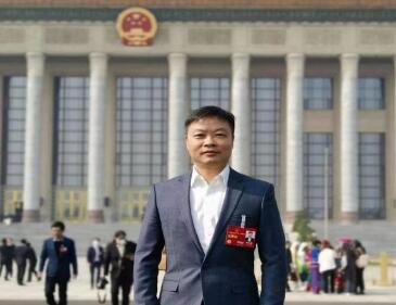 【兩會好聲音】全國人大代表、小鵬汽車董事長何小鵬：探索限定場景無人駕駛法規，助力車網融合和低空經濟騰飛