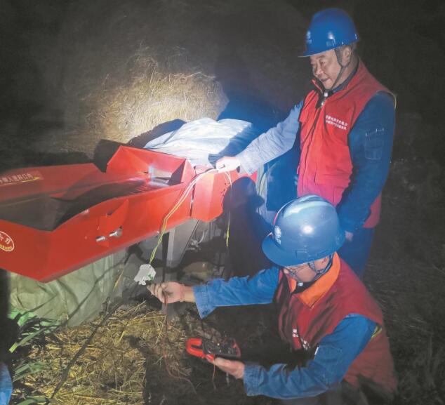 甘肅岷縣:深夜搶修 幫養雞場恢復用電
