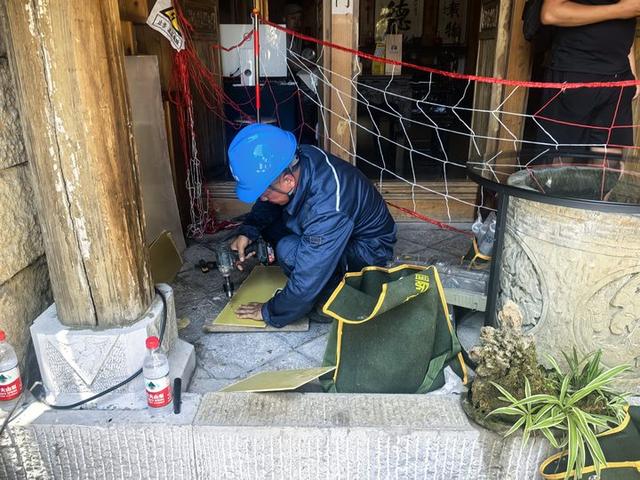 貴陽花溪供電局電力改造進古鎮 筑牢用電“安全網”