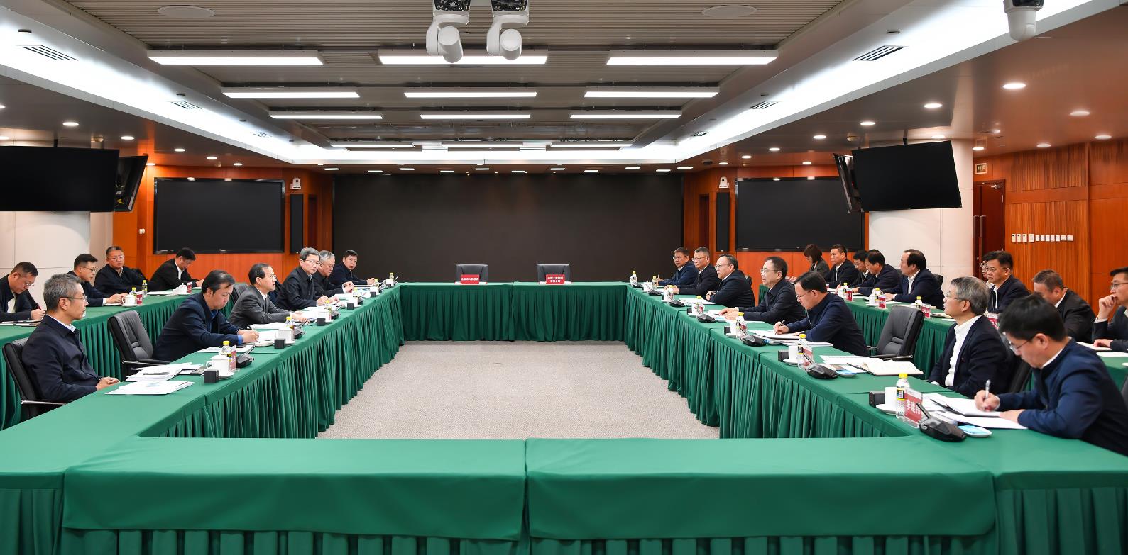 北京市委副書記、市長(zhǎng)殷勇走訪調(diào)研中國大唐總部