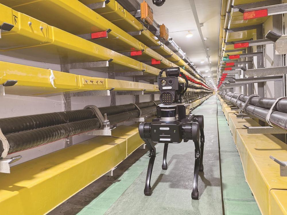 冀北地區電纜隧道內首次應用四足式機器人開展智能化、無人化巡檢